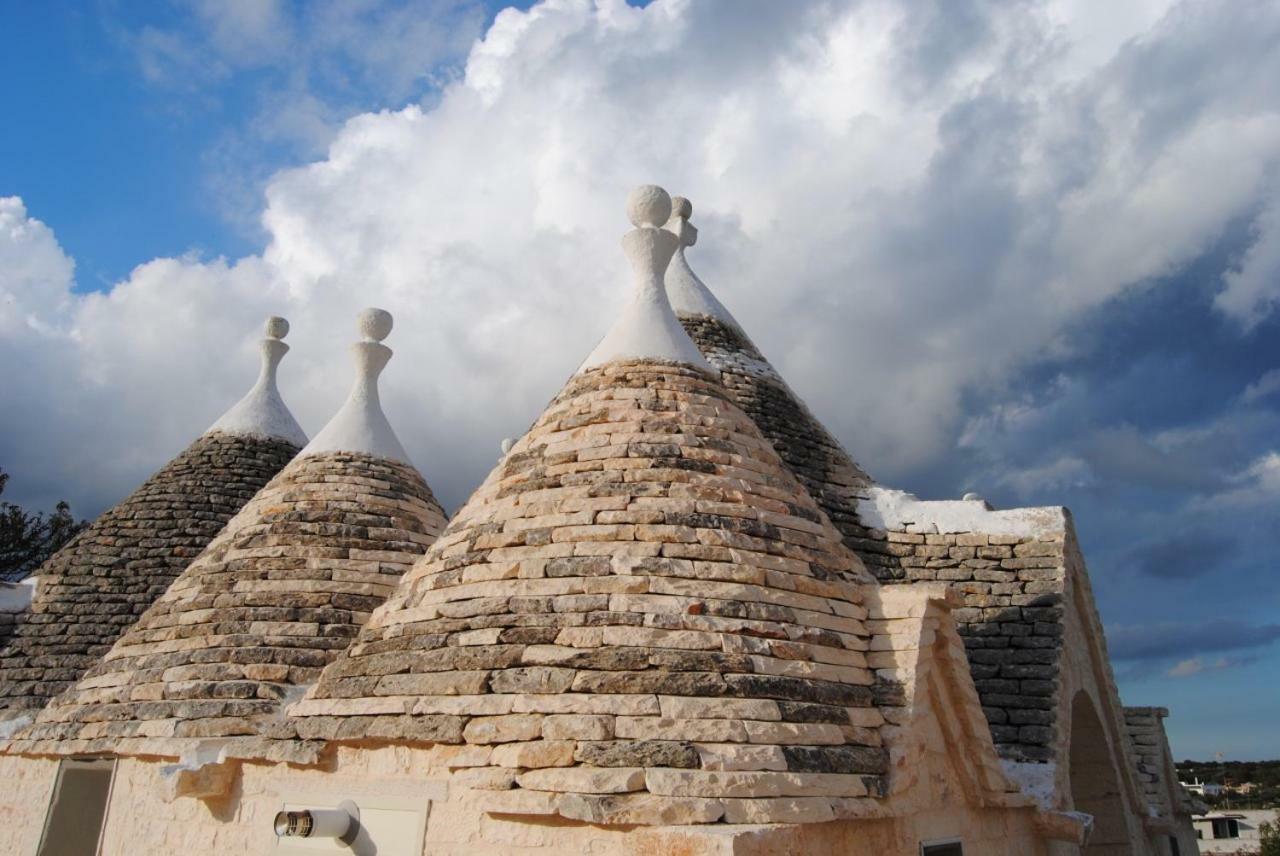 Trullo Le Tre Sorelle Cisternino Dış mekan fotoğraf