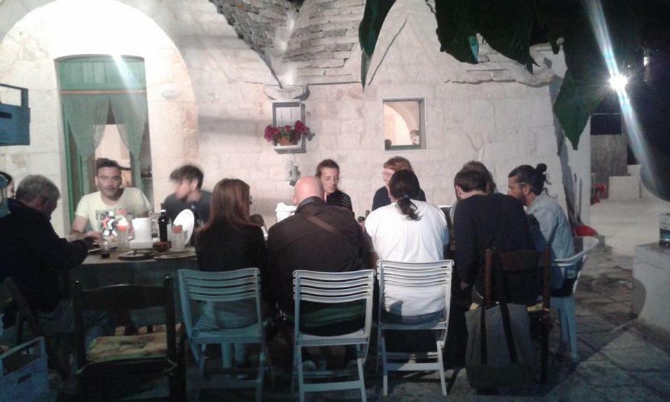 Trullo Le Tre Sorelle Cisternino Dış mekan fotoğraf