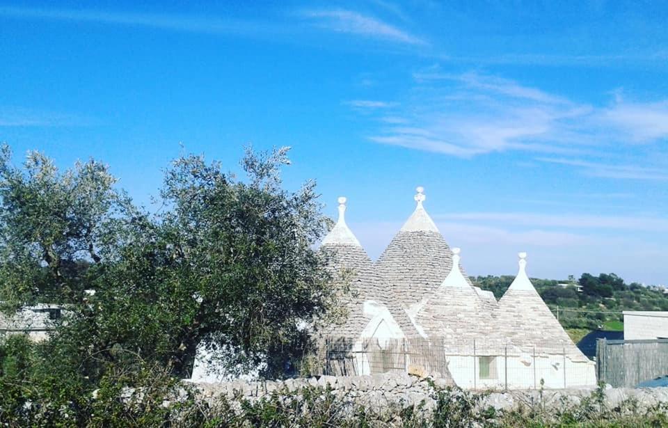 Trullo Le Tre Sorelle Cisternino Dış mekan fotoğraf
