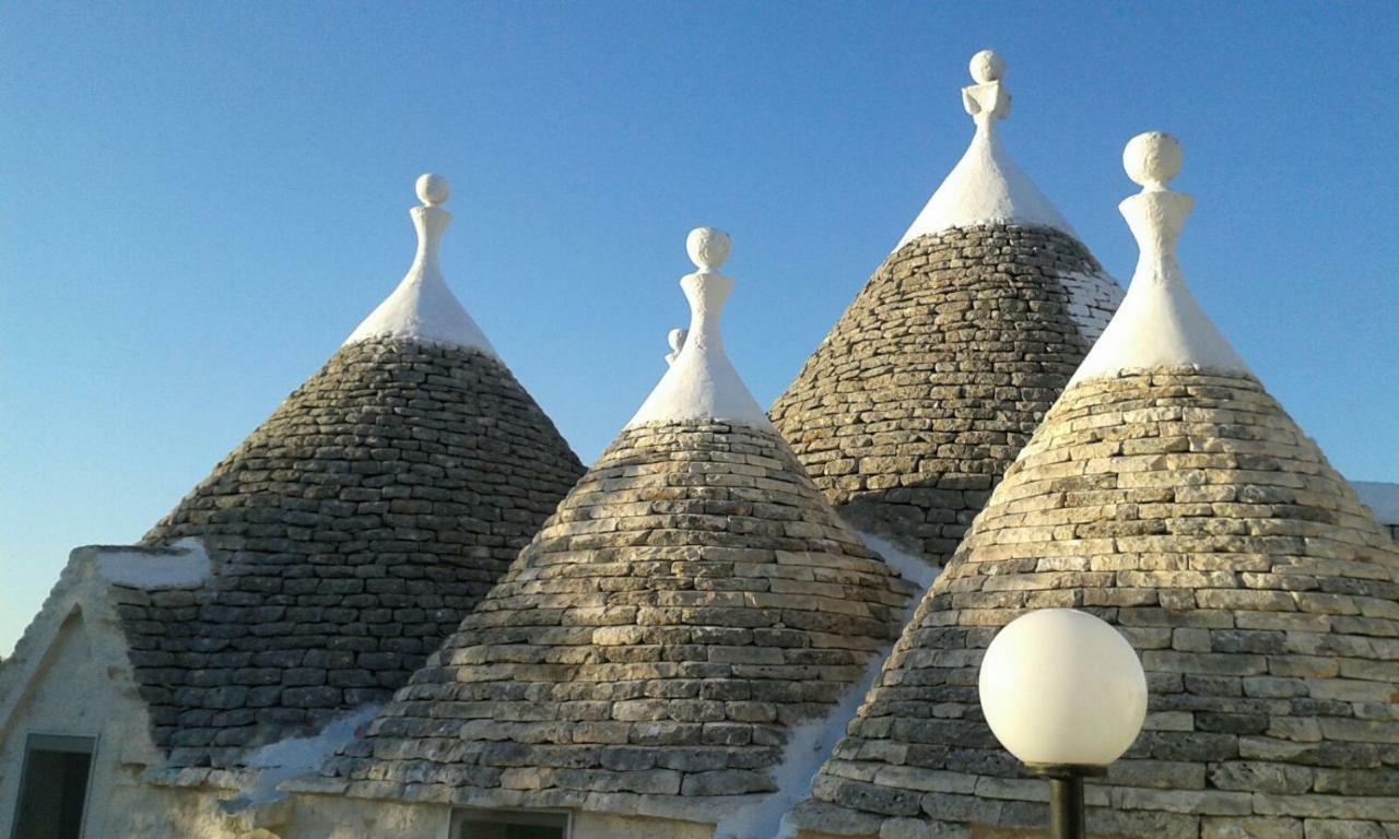Trullo Le Tre Sorelle Cisternino Dış mekan fotoğraf