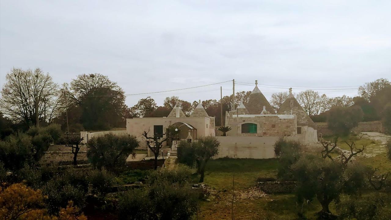 Trullo Le Tre Sorelle Cisternino Dış mekan fotoğraf